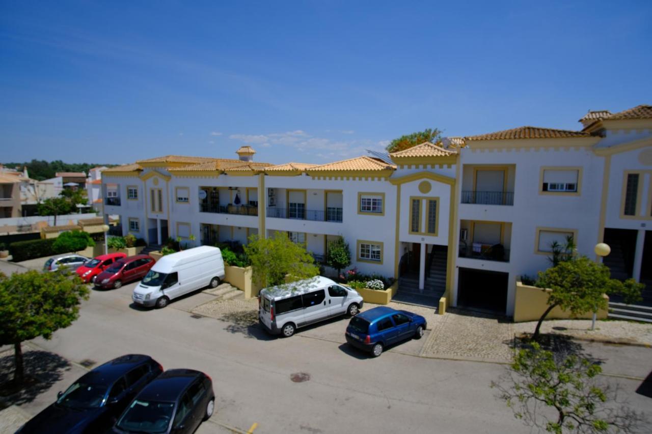 Apartamento T2 Em Condominio Fechado. Albufeira Kültér fotó